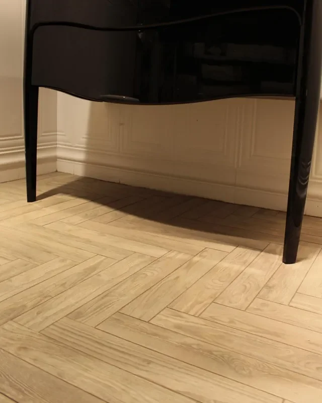 11,7 m² Restposten Fliese in Parkettoptik Tabacco 7,5×45 cm