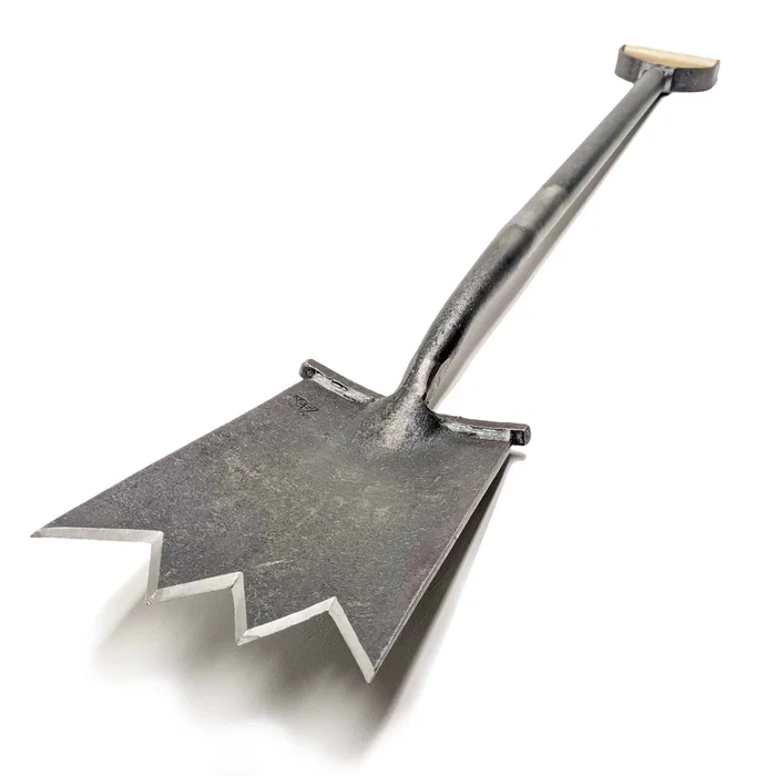 1795 – englischer Shark–Spaten mit Tritt – Stahlrohr–D–Griff–Stiel