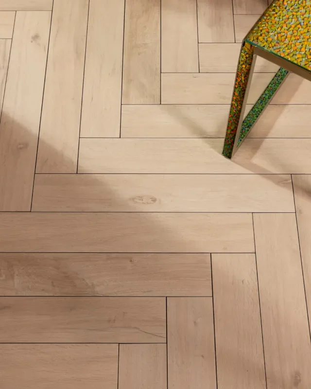 20,16 m² Restposten Bodenfliesen Holzoptik Fischgrät Atlantica Ambar 9,5×59 cm