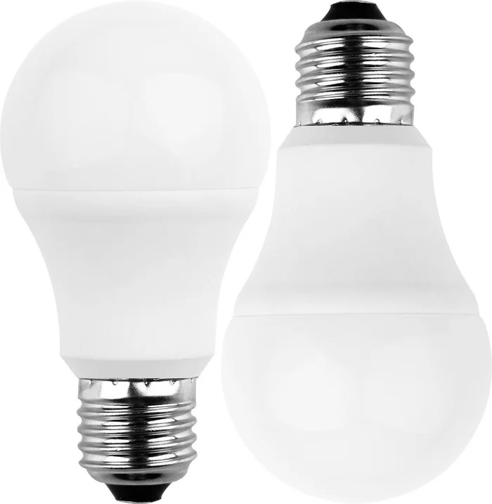 2x LED Birnenform 8W (60W) E27 810lm 2700K, WW