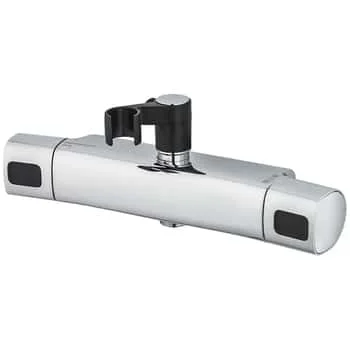 Badewannenmischer FM Mattsson Siljan 160 cc, mit schwarzer Halterung für Duschgriff