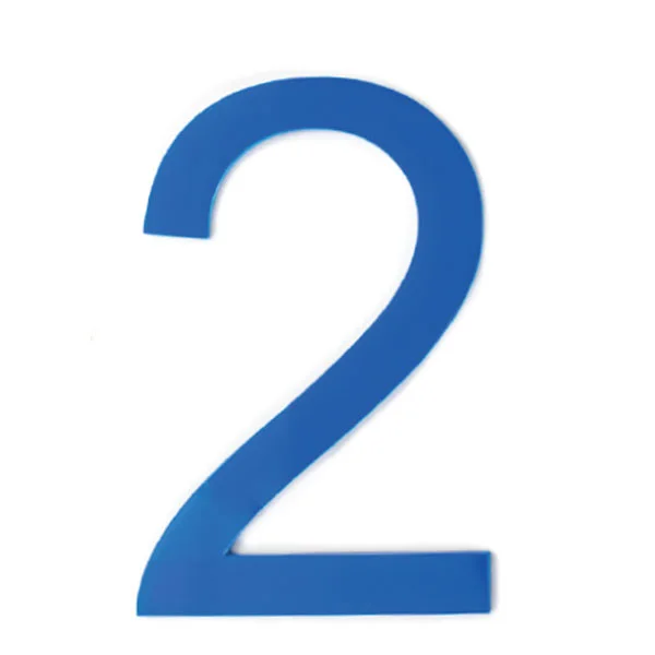 Buchstaben und Zahlen aus Plexiglas