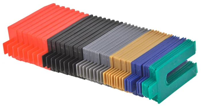 Distanzplättchen Sortiment 48 teilig Kunststoff Unterlegkeile