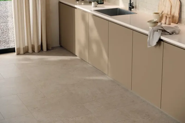 Fliese edle Steinoptik hellbraun 60×120 cm „Yacht Ash“ Natursteinoptik rektifiziert