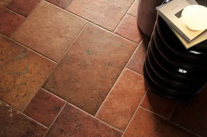 Fliese Terracotta-Steinoptik 20×20 cm „Cotto del Campiano Rosso Siena“ CIR (Farbmischung nach Zufallsprinzip)