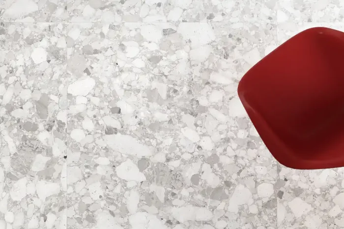 Fliese Terrazzo-Steinoptik hellgrau matt 60×60 cm „Venistone Pearl“ rektifiziert