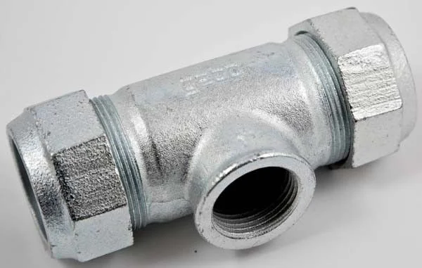 GEBO Verschraubung T Abgang 1″ IG 33,7 x 1″x 33,7 mm, 01.150.04.03