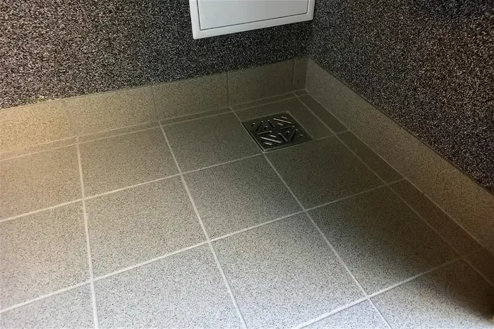 Gewerbe-Fliese 30×30 cm rutschfest R10 AB für Garage Werkstatt Keller Feinkorn grau mix