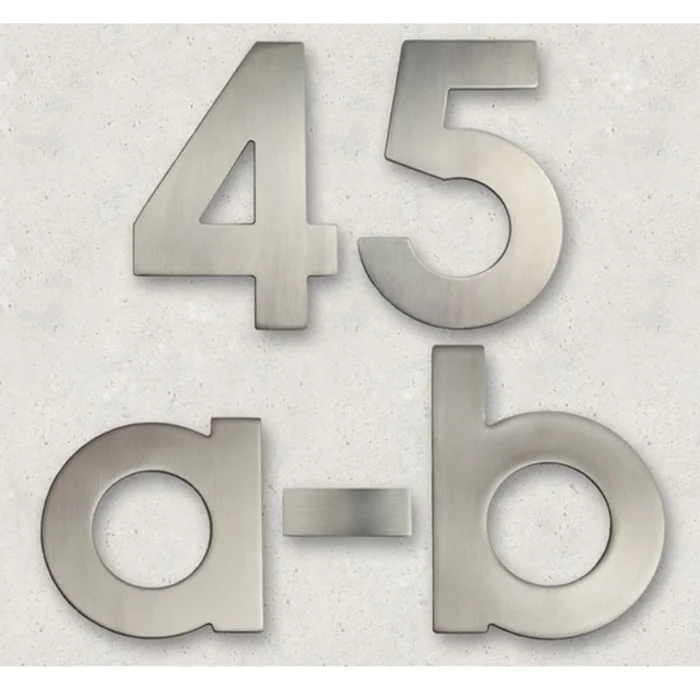 Hausnummer aus Edelstahl, matt gebürstet – 230 mm hoch