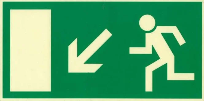 Kunstoffschild 297 mm breit, 148 mm hoch Rettungsweg links abwärts