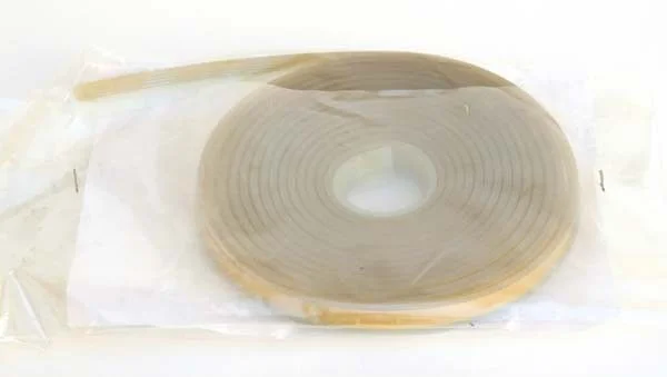 LIENBCHER Silikon Dichtlippe für Glasbodenplatten, 21.02.960.2, 5 Meter