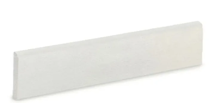 Musterfliesenstück für FKEU Kollektion Zement Hellgrau Sockelfliese 7×80 Art.-Nr. FKEU001013