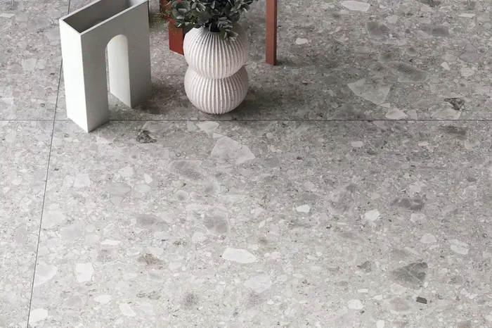 Terrazzo-Fliese grau 60×120 cm „Orobica Grigia“ ausdrucksstarke Steinoptik rektifiziert