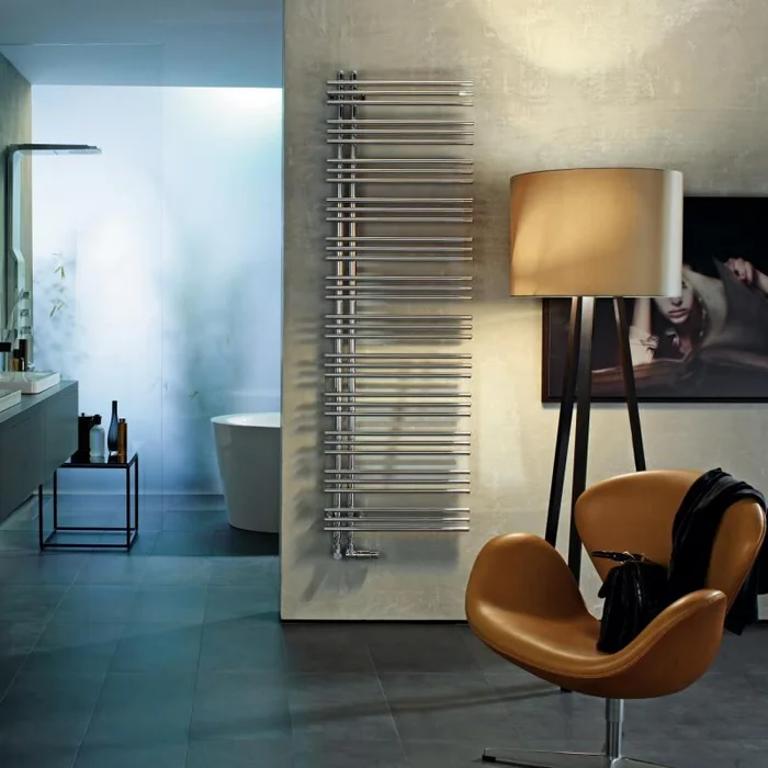 Zehnder Yucca Asym Badheizkörper 1700×600