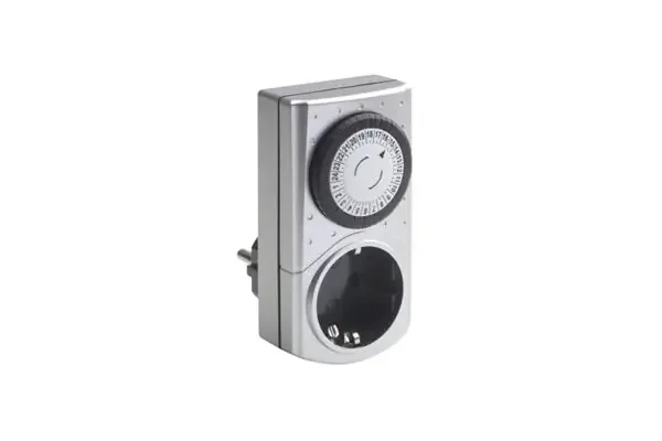 Zeitschaltuhr Tag, 3.500 W, mini, 48 x On/Off (silber)