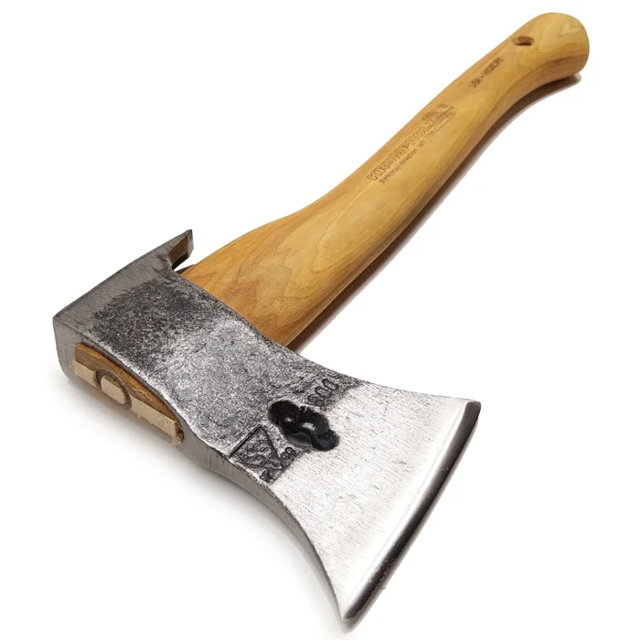 Zimmermannsbeil mit 2 Nagelzügen – 800 Gramm – USA-Hickorystiel – Nr. 0051