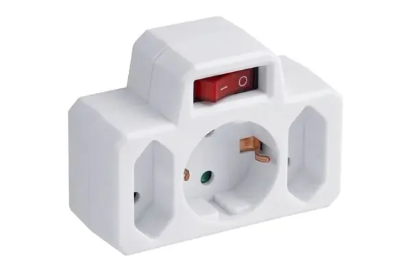 Zwischenstecker 2+1 mit Schalter (weiß)